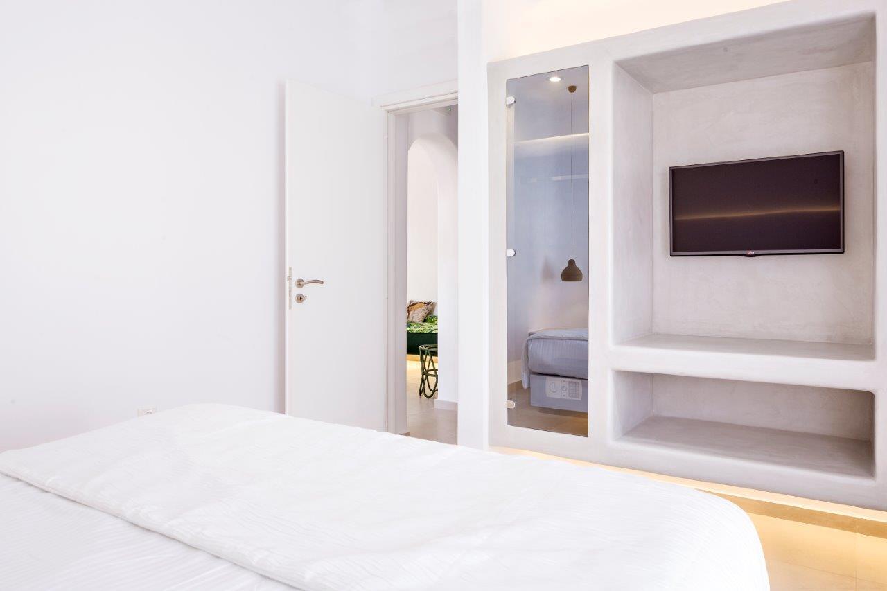 Art Santorini (adults Only) Пиргос